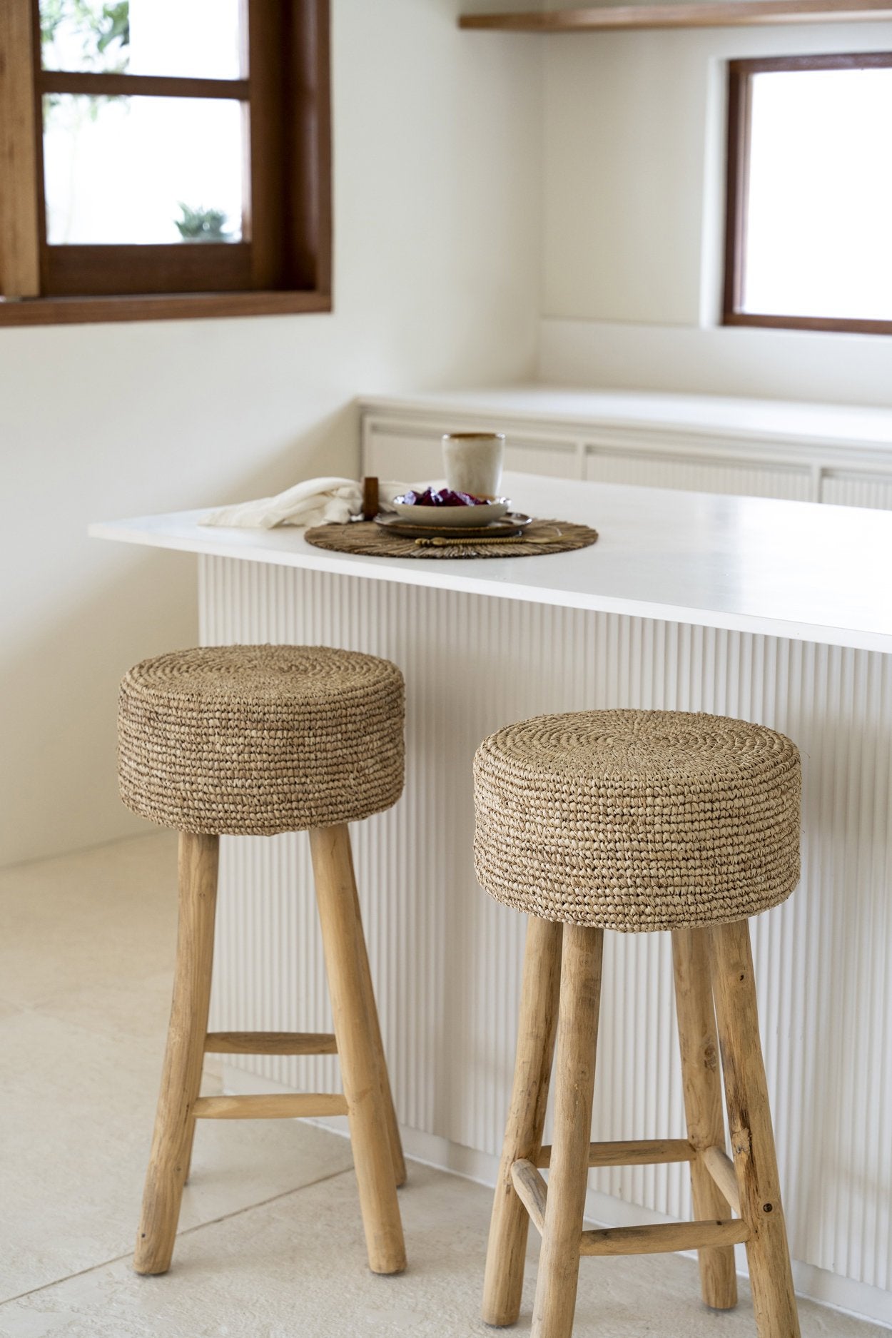BAZAR BIZAR RAFFIA BAR STOOL