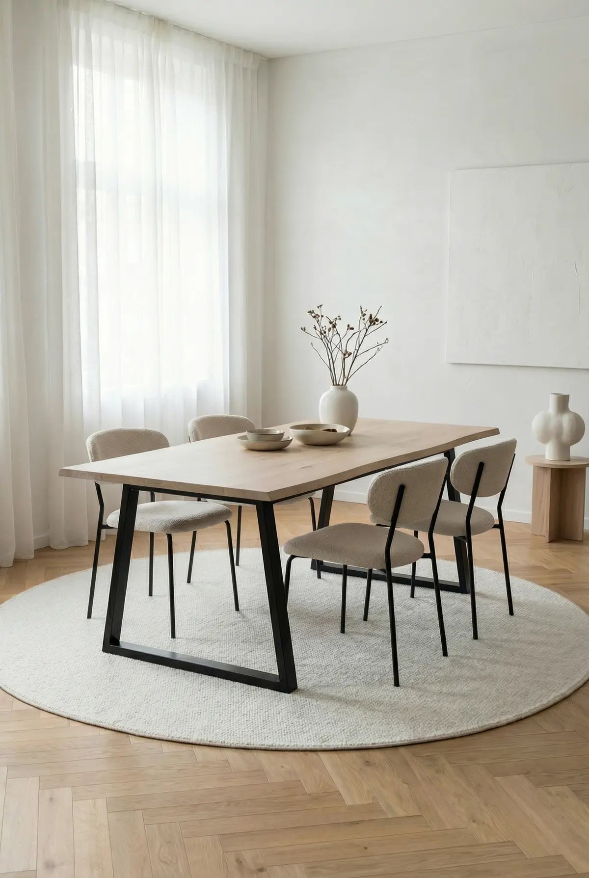 Nordvik Dining Table – White Oak & Black