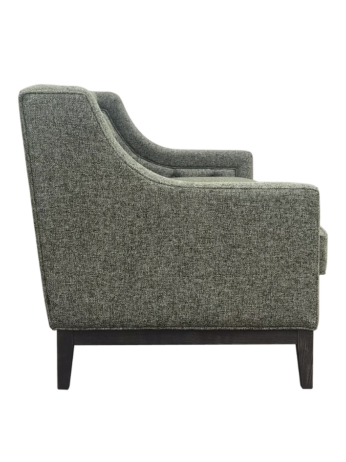 Aurelius Buttoned Sofa