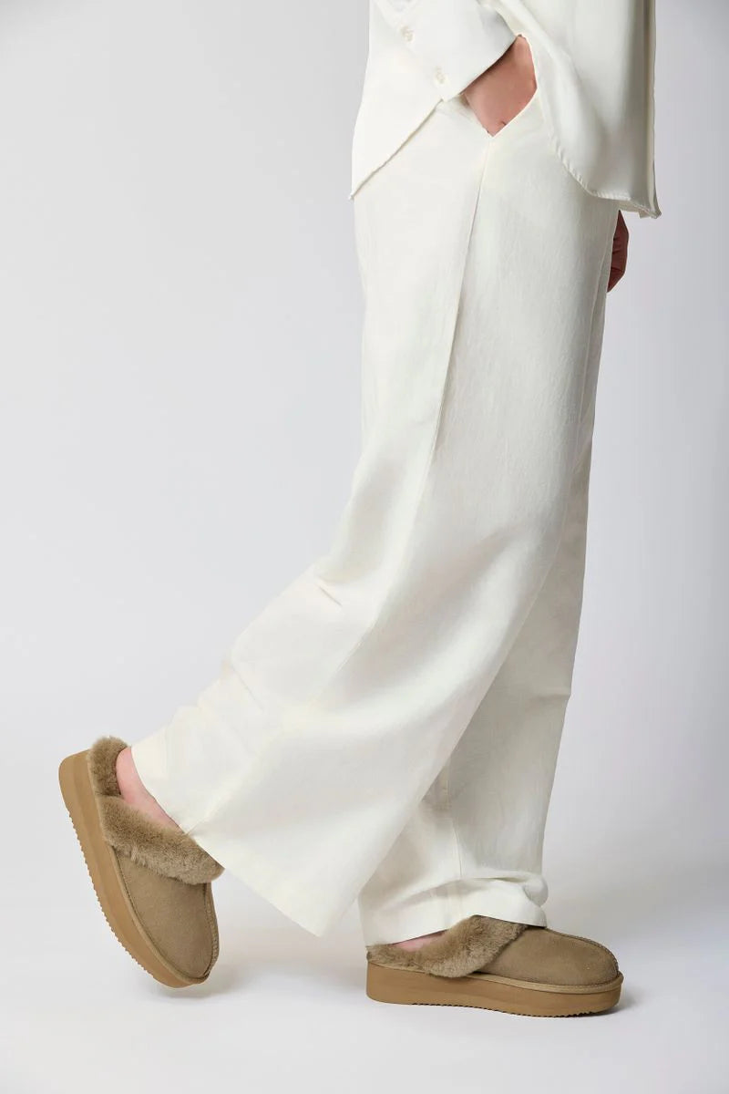 NATURES COLLECTION PLATEAU SLIPPER