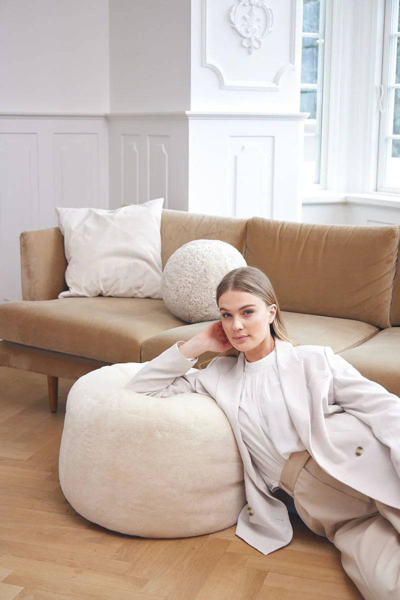 ROUND MOCCASIN POUF