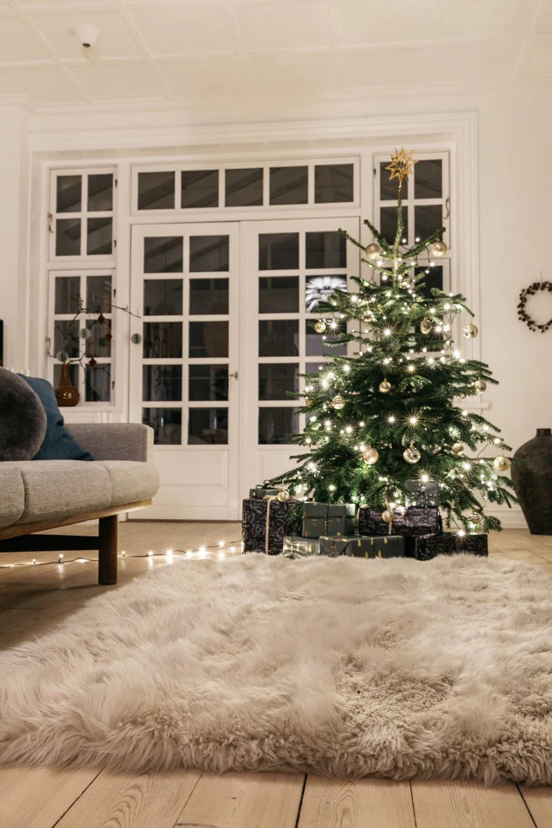 LONG WOOL SHEEPSKIN RUG