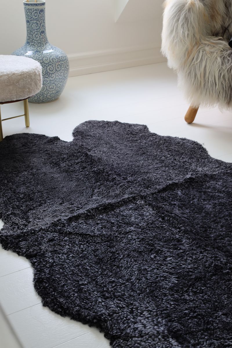 NEW ZELAND SHEEPSKIN SHORT CURLY WOOL RUG