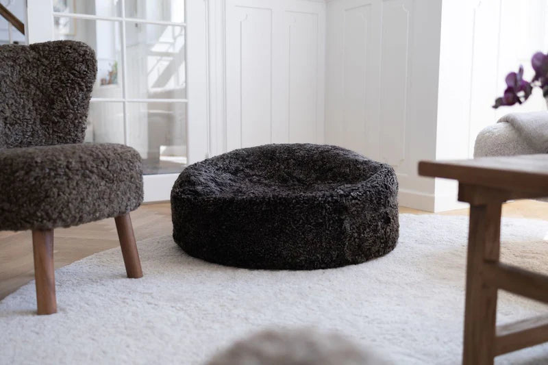ROUND SHEEPSKIN BEANBAG, SHORT WOOL