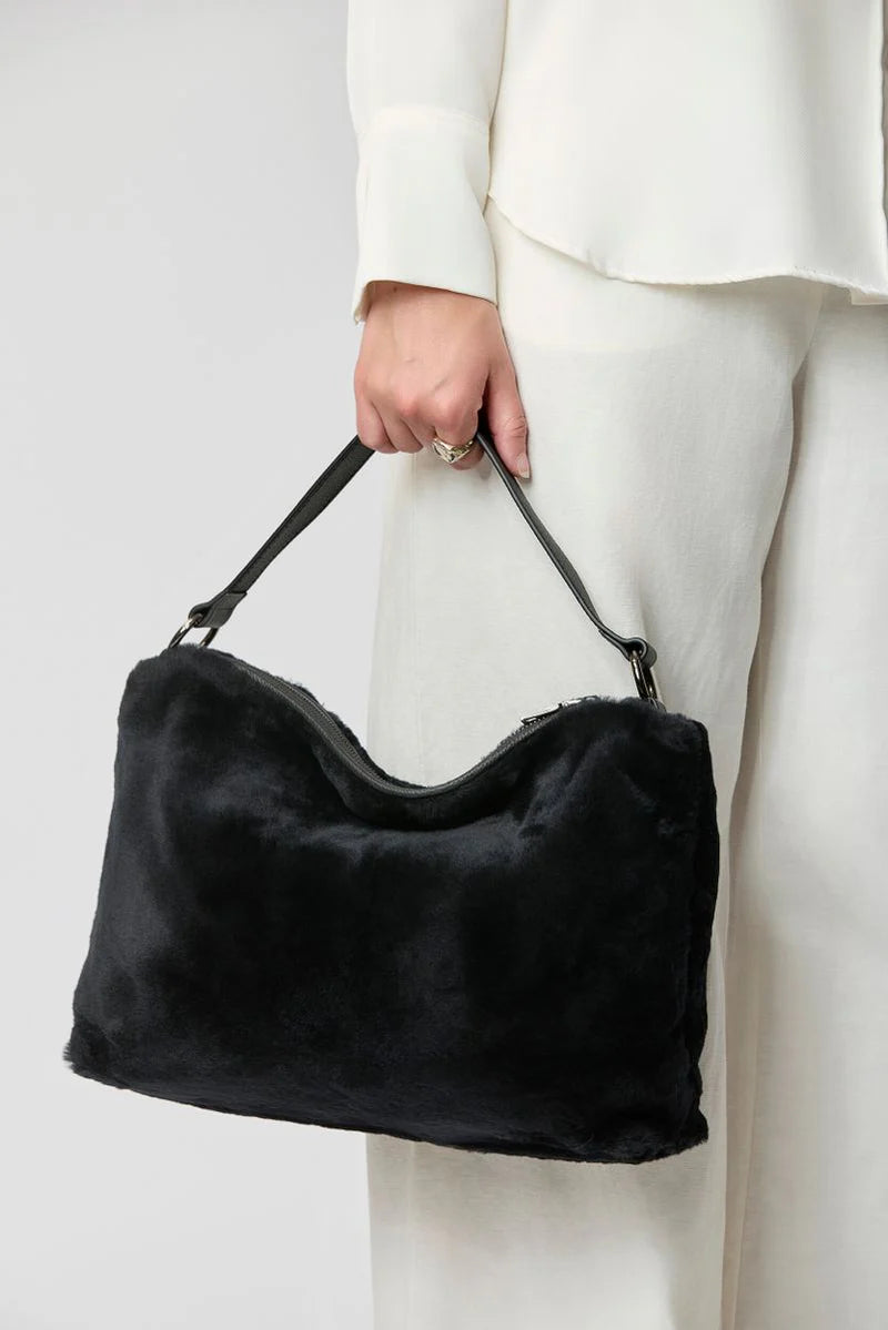 OLIVIA MAZI BAG
